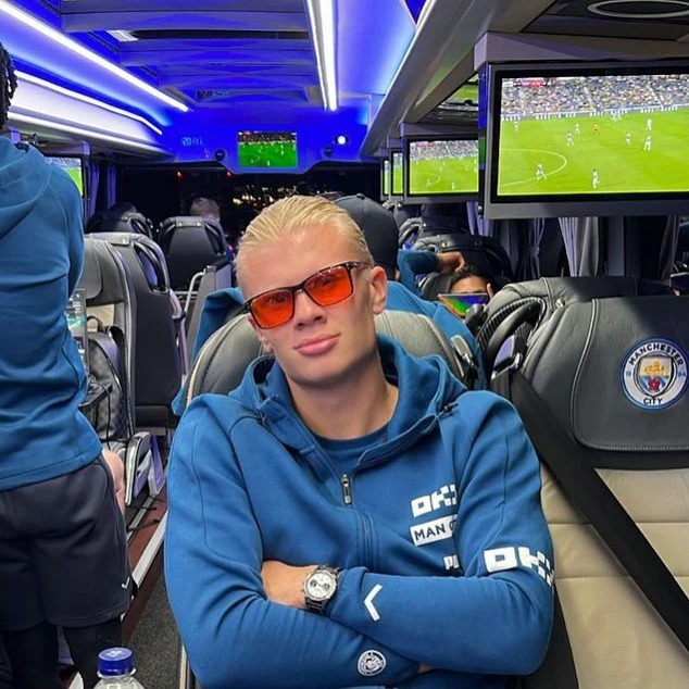 Atleta de elite usando óculos de bloqueio de luz azul
